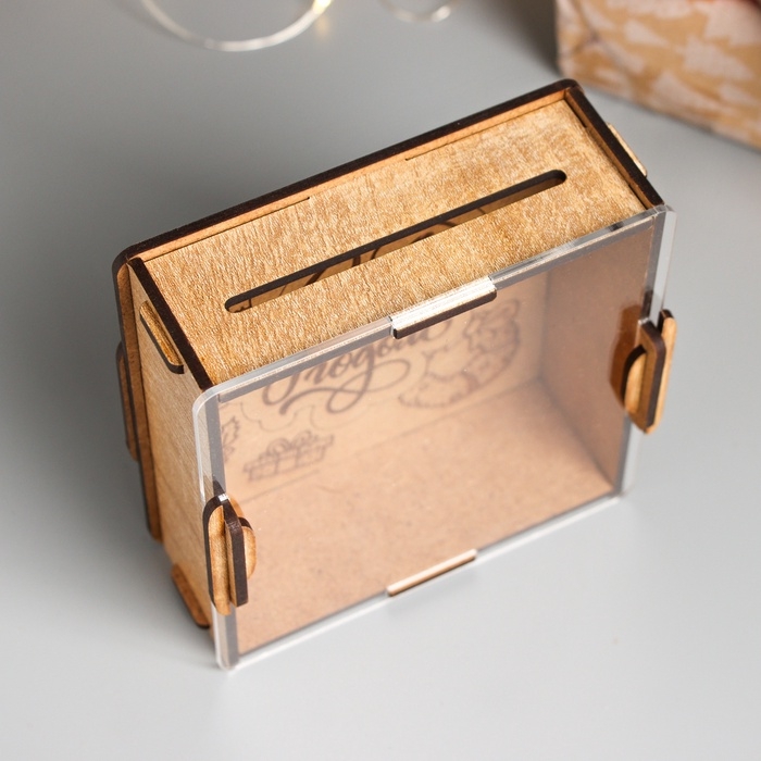 Новогодняя копилка с акрилом  Новогодняя копилка с акрилом "Новый год" 12х12х4 см