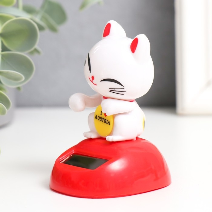 Маятник пластик от солнечной батареи Маятник пластик от солнечной батареи "Кот Манэки-нэко счастливый" МИКС 8,5х5х6 см