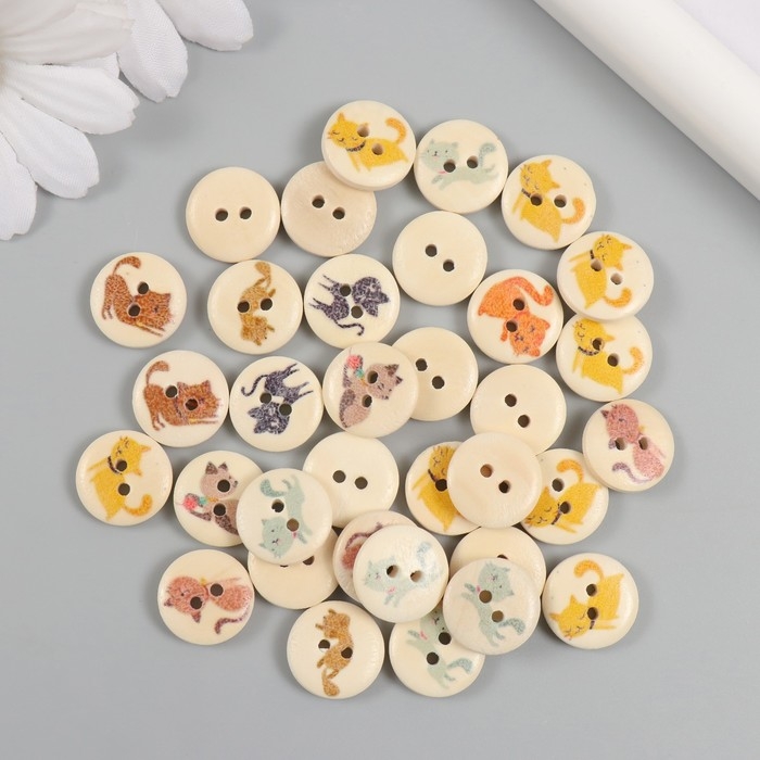 Пуговицы дерево для творчества 2 прокола Пуговицы дерево для творчества 2 прокола "Котики" набор 40 шт 1,5х1,5х0,4 см