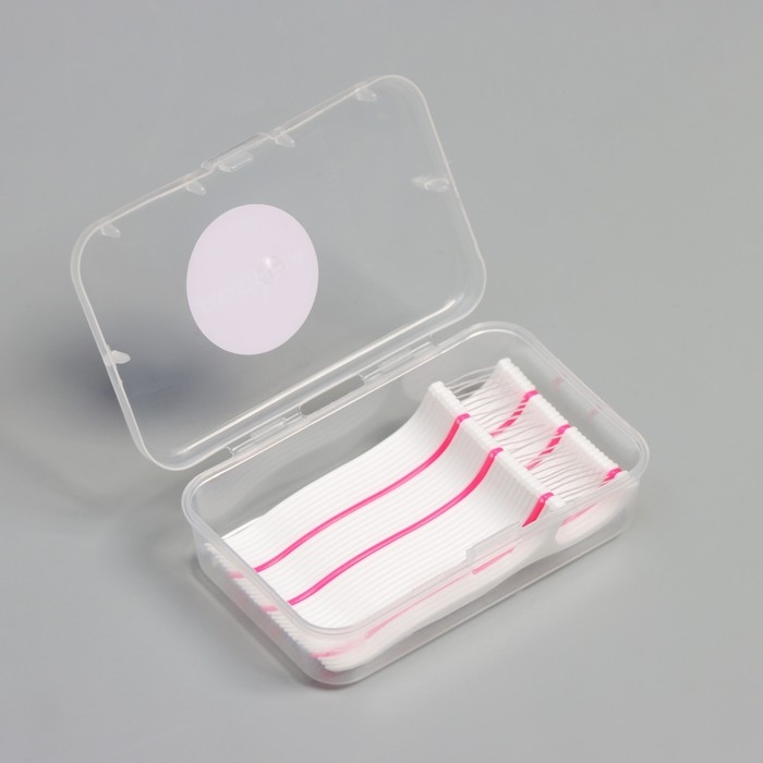 Набор зубочисток с зубной нитью, 30 шт Набор зубочисток с зубной нитью, 30 шт