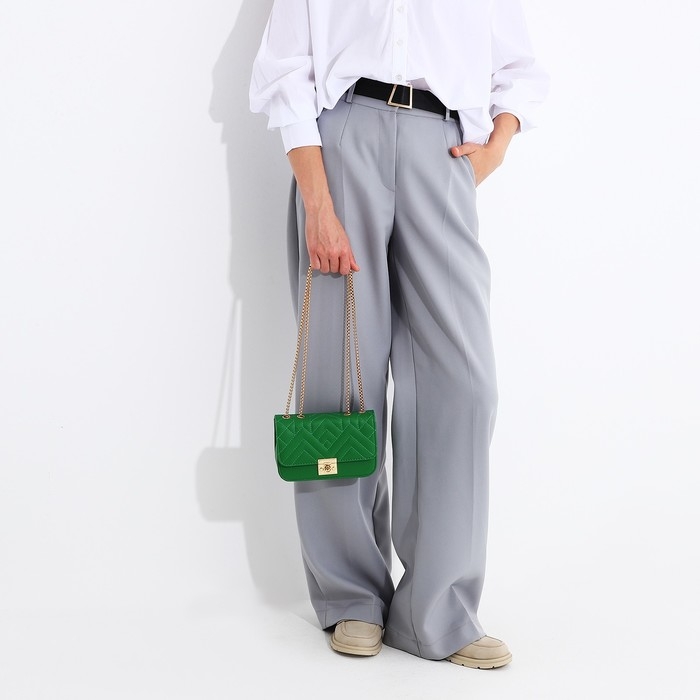 Сумка-мессенджер на клапане, цвет зелёный Сумка-мессенджер на клапане, цвет зелёный