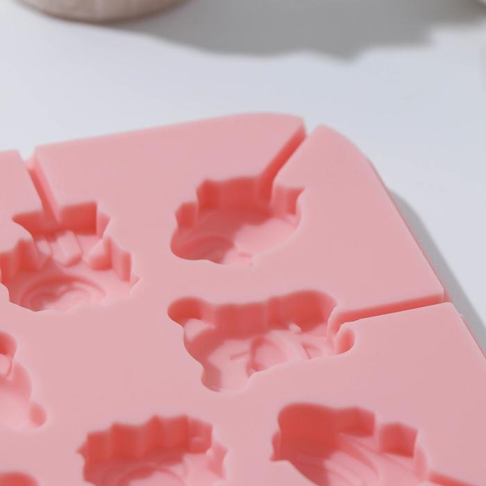 Форма для леденцов «Зоопарк», силикон, 14,5×14,5×1,5 см, 8 ячеек (3×2,5 см), с палочками, цвет МИКС Форма для леденцов «Зоопарк», силикон, 14,5×14,5×1,5 см, 8 ячеек (3×2,5 см), с палочками, цвет МИКС