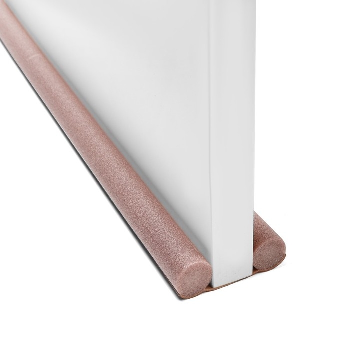 Защита от сквозняка и пыли ТУНДРА, 95х10 см, цвет коричневый Защита от сквозняка и пыли ТУНДРА, 95х10 см, цвет коричневый