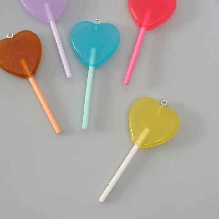 Подвеска для творчества акрил "Леденец. Сердечко" МИКС 7х3 см