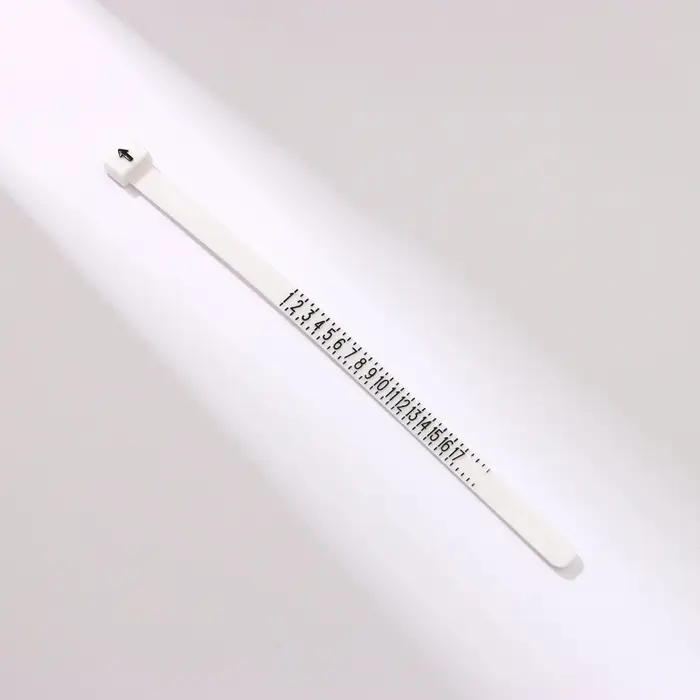 Прибор для измерения размера кольца &laquo;Кольцемер-лента&raquo;, 11.5&times;0.8&times;0.8 см, белый