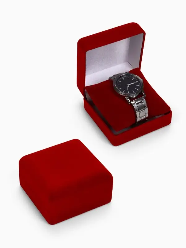 Футляр бархатный под браслет, часы &laquo;Классика&raquo;, 9&times;9.5 см, красный