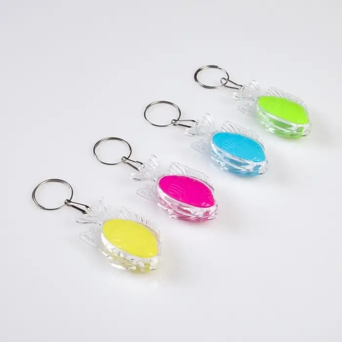 Фонарик брелок для ключей на кольце «Рыбка», 1 режим, 2×AG13, 3.5×5.5 см, МИКС Фонарик брелок для ключей на кольце «Рыбка», 1 режим, 2×AG13, 3.5×5.5 см, МИКС