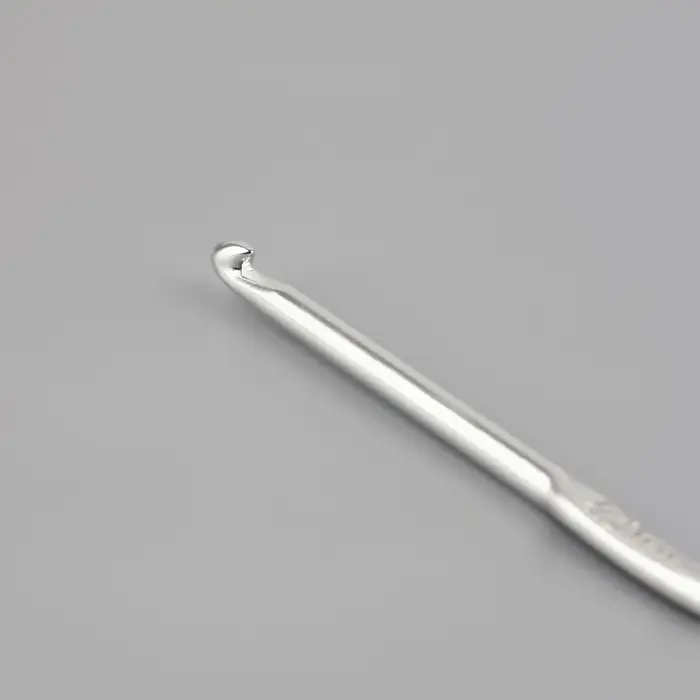 Крючок для вязания, с анодированным покрытием, d=4 мм, 15 см