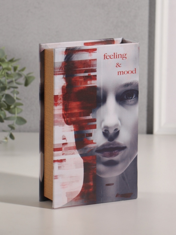 Сейф-книга дерево кожзам  Сейф-книга дерево кожзам "Мода. Чувства. Настроение" 21х13х5 см
