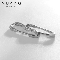 Серьги со стразами XUPING овал счастье, цвет белый в серебре