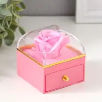 Шкатулка пластик "Роза в футляре" розовая 6,8х6,8х7,5 см