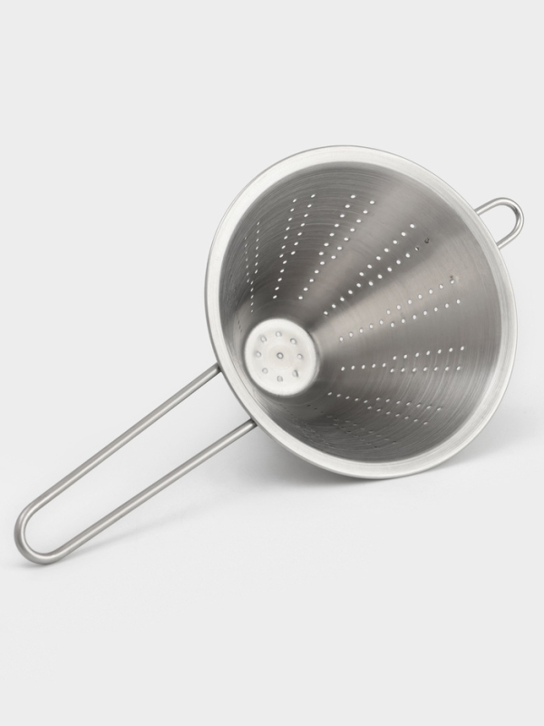 Дуршлаг конический d=16 см Дуршлаг конический d=16 см