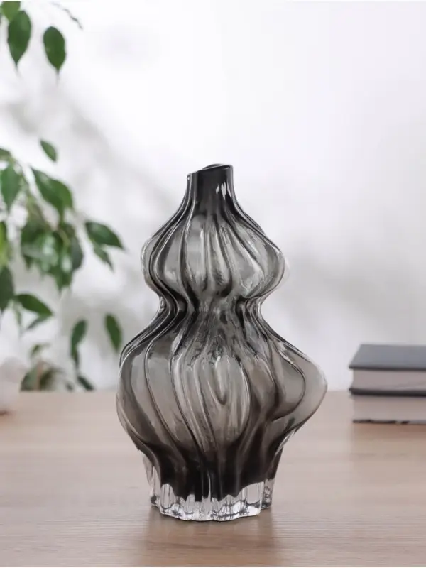 Ваза для цветов &laquo;Одри&raquo;, d=2.5 см, 26&times;12.5 см, стекло, чёрная