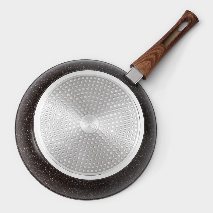 Сковорода кованая Magistro Granit, d=28 см, съёмная ручка soft-touch, антипригарное покрытие, индукция, цвет чёрный Сковорода кованая Magistro Granit, d=28 см, съёмная ручка soft-touch, антипригарное покрытие, индукция, цвет чёрный