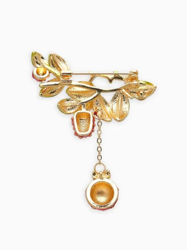Брошь "Малина" с божьей коровкой, зелёно-красная в золоте