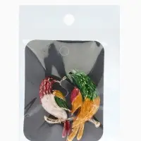 Брошь "Птицы парные", цветная в золоте