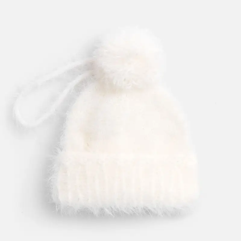 Подвеска на елку «Вьюшка», шапочка, белая