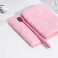 Зубная щетка мягкая, в тубе, розовая