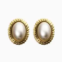 Клипсы "Винтаж" овал жемчуга, цвет белый в чернёном золоте Клипсы "Винтаж" овал жемчуга, цвет белый в чернёном золоте