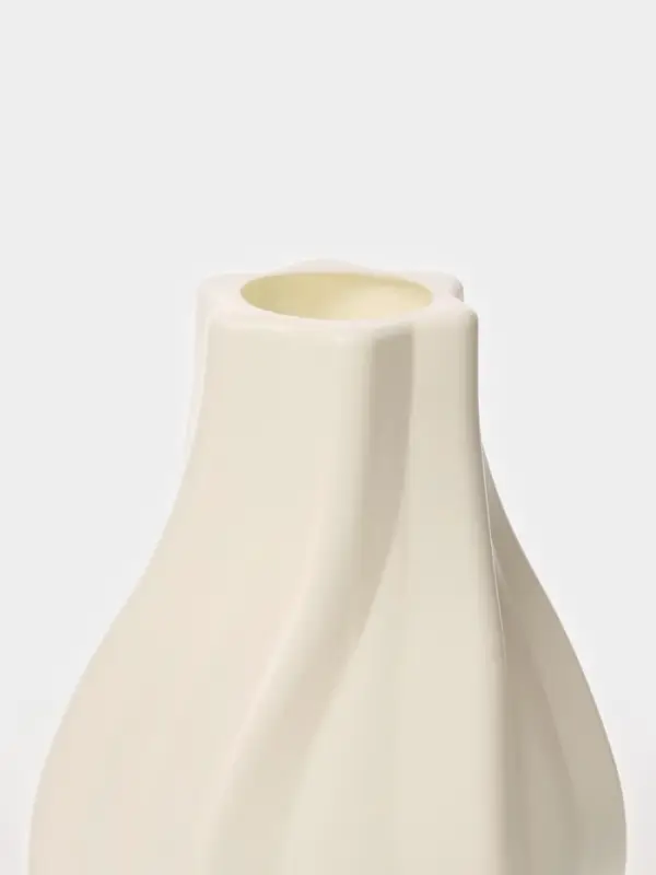 Ваза для цветов, пластик, 1.6 л, белая