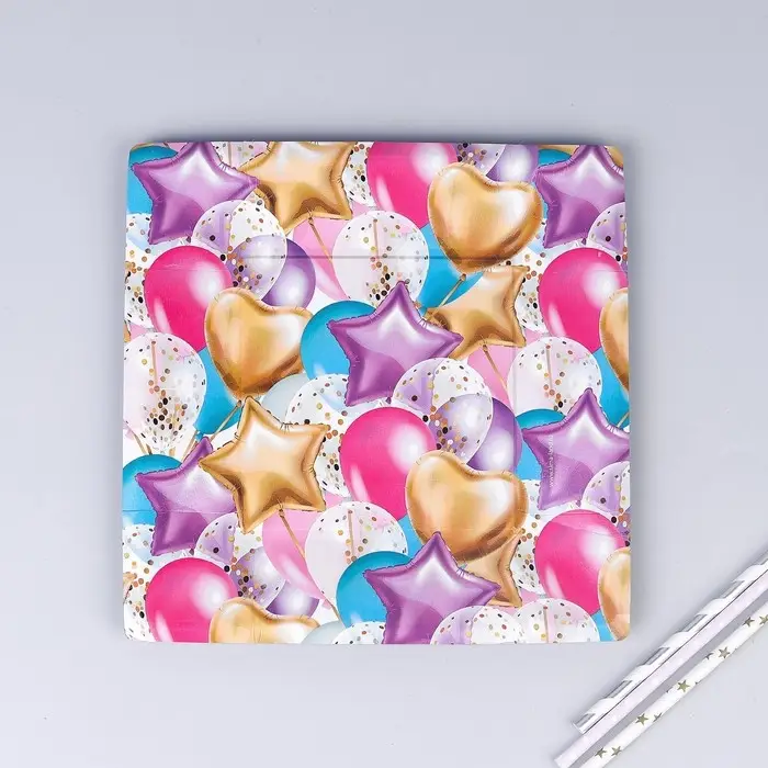 Тарелка одноразовая бумажная квадратная Тарелка одноразовая бумажная квадратная "С днём рождения" шары