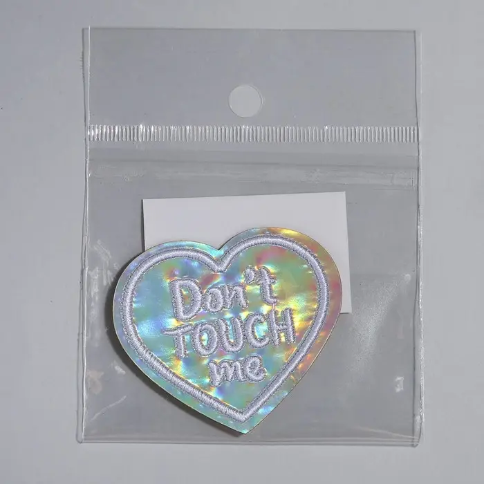 Термонаклейка на одежду «Dont touch me», 5 х 4,3 см Термонаклейка на одежду «Dont touch me», 5 х 4,3 см