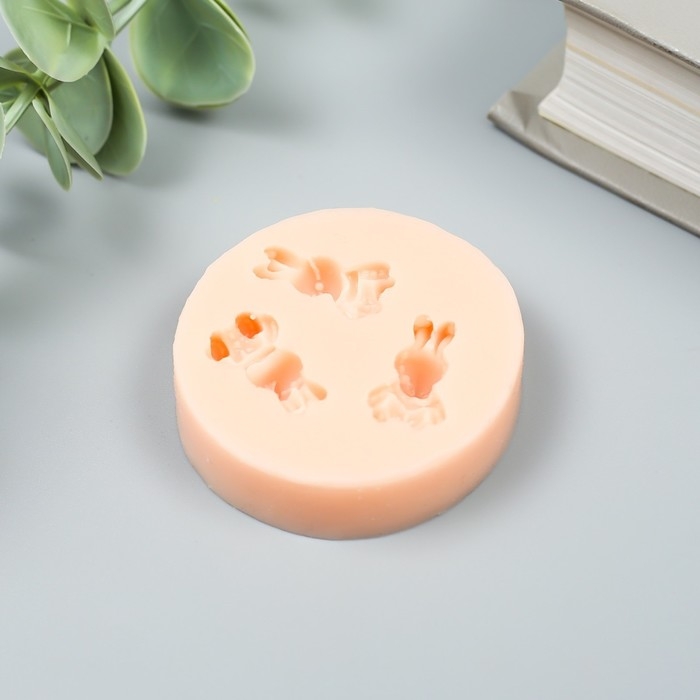 Молд силиконовый Молд силиконовый "Три зайки" 2,2х1,1 см