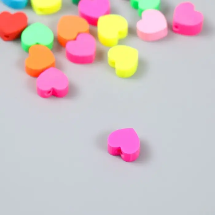 Набор бусин для рукоделия и плетения &laquo;Арт Узор. Яркие сердечки&raquo;, 20 шт., PVC, 0.5&times;1&times;1 см