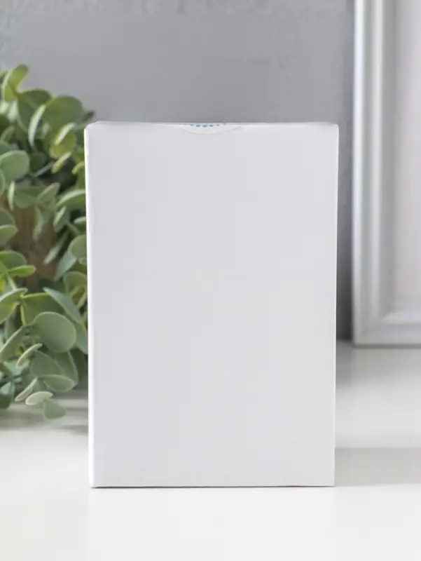 Сувенир полистоун "Зайчик в зелёной маечке с пасхальным яичком в лапках" 5,5х6,5х13 см