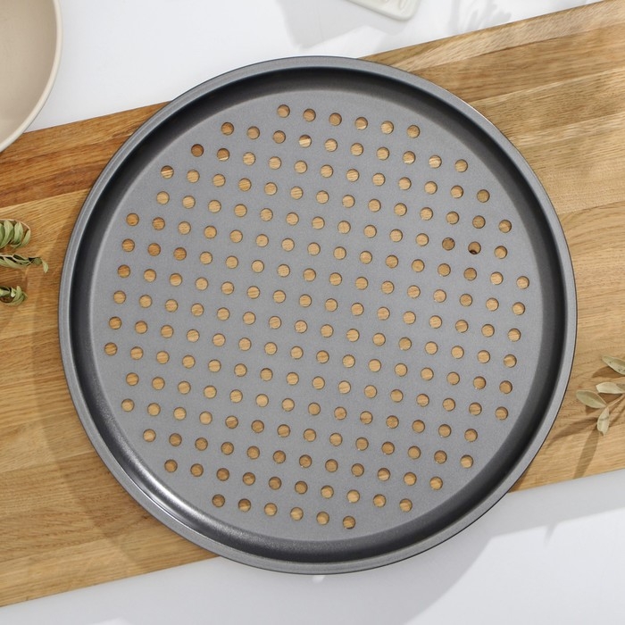 Форма для пиццы Доляна «Жаклин», 33×1.5 см, перфорированная, антипригарное покрытие, цвет чёрный Форма для пиццы Доляна «Жаклин», 33×1.5 см, перфорированная, антипригарное покрытие, цвет чёрный