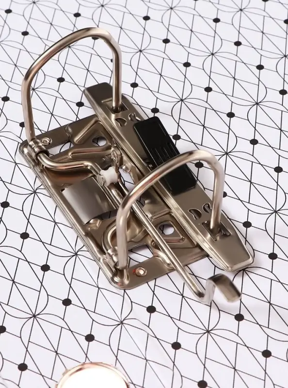 Папка-регистратор А4, 50 мм, ПВХ, тиснение &laquo;лен&raquo;, металлическая окантовка, карман на корешок, собранная, желтая