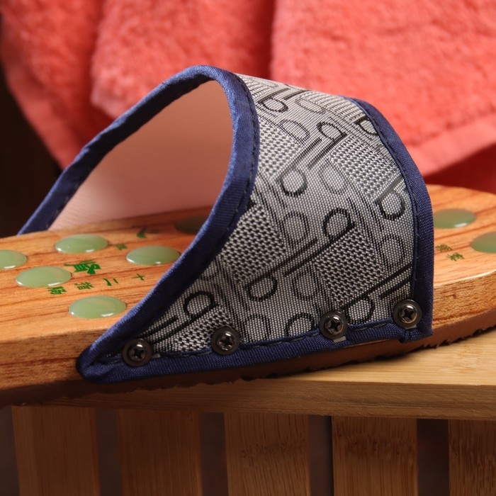 Тапочки массажные, нефритовые размер 43 Тапочки массажные, нефритовые размер 43