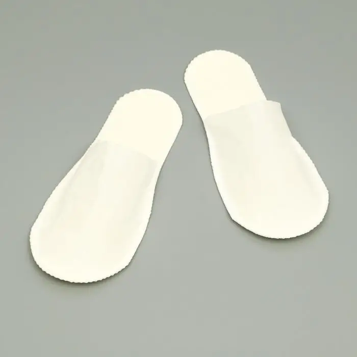 Одноразовые тапочки Стандарт, белые, с закрытым мысом, 42 р. Одноразовые тапочки Стандарт, белые, с закрытым мысом, 42 р.