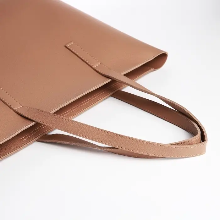 Сумка-шопер женская TEXTURA на молнии, размер 34&times;11&times;31 см, однотонная, бежевая