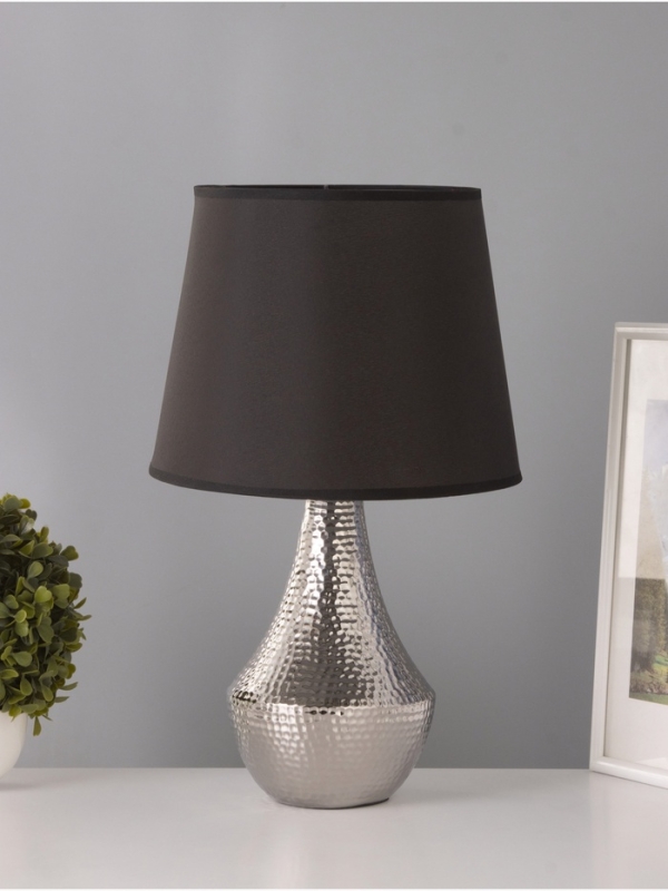 Настольная лампа Настольная лампа "Хелена" 1х15Вт Е14 серебро 25х25х39см