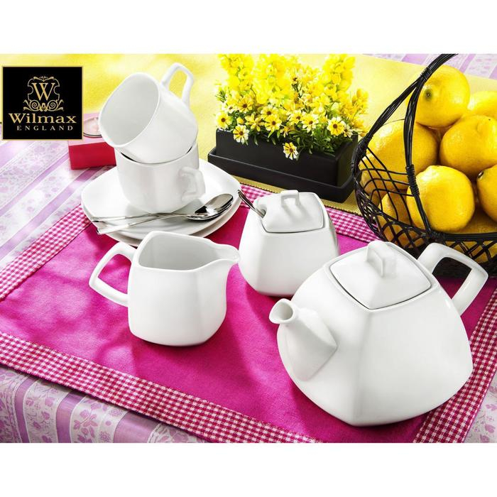 Молочник фарфоровый Ilona, 310 мл Молочник фарфоровый Ilona, 310 мл