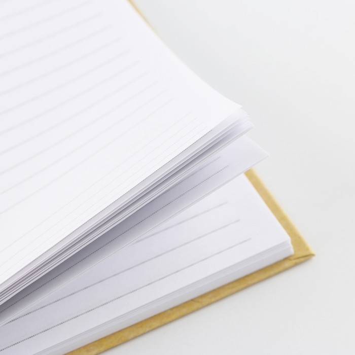 Ежедневник в подарочной коробке «Золотому учителю», формат А5, 80 листов, твердая обложка Ежедневник в подарочной коробке «Золотому учителю», формат А5, 80 листов, твердая обложка