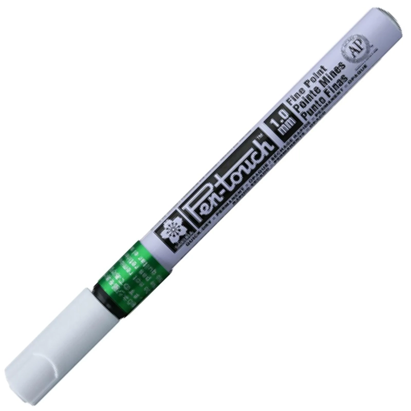 Маркер лаковый Sakura Pen-Touch 1 мм зеленый XPMKA#29