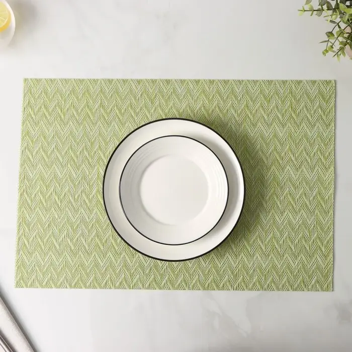 Салфетки сервировочные на стол Доляна, 4 шт., 45&times;30 см, зелёные