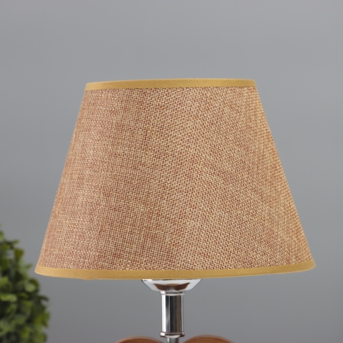 Лампа настольная с фоторамкой 9,5х8,5см (акрил на магнитах) 20х20х35см Лампа настольная с фоторамкой 9,5х8,5см (акрил на магнитах) 20х20х35см