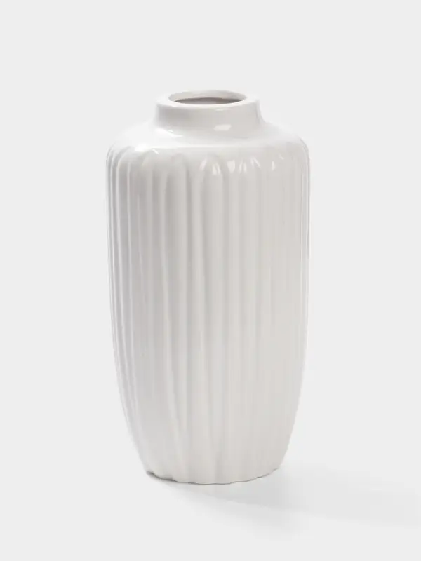 Ваза настольная керамика "Хавьер" 17,5х9 см, белый