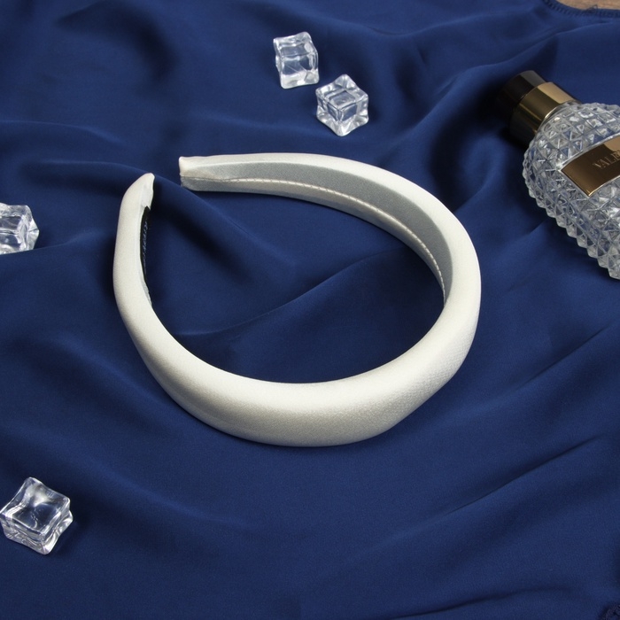 Ободок для волос Ободок для волос "Жаннет" классик глянец, 3 см, бежевый