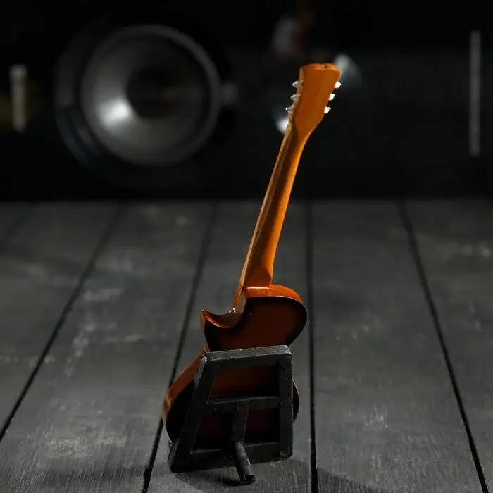 Гитара сувенирная Гитара сувенирная "Les Paul" коричнево-белая, на подставке 24х8х2 см