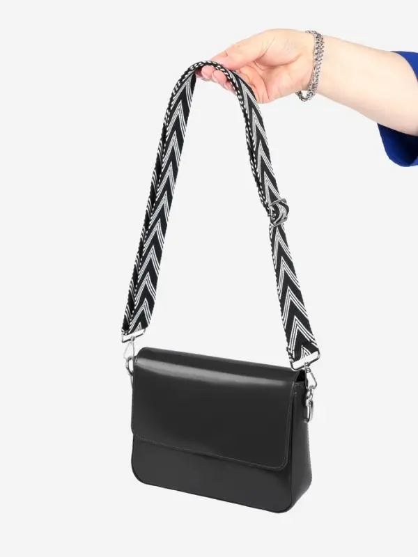 Ручка для сумки &laquo;Стрелки тройные&raquo;, с карабинами, 139&plusmn;3&times;3.8 см, чёрная, белая