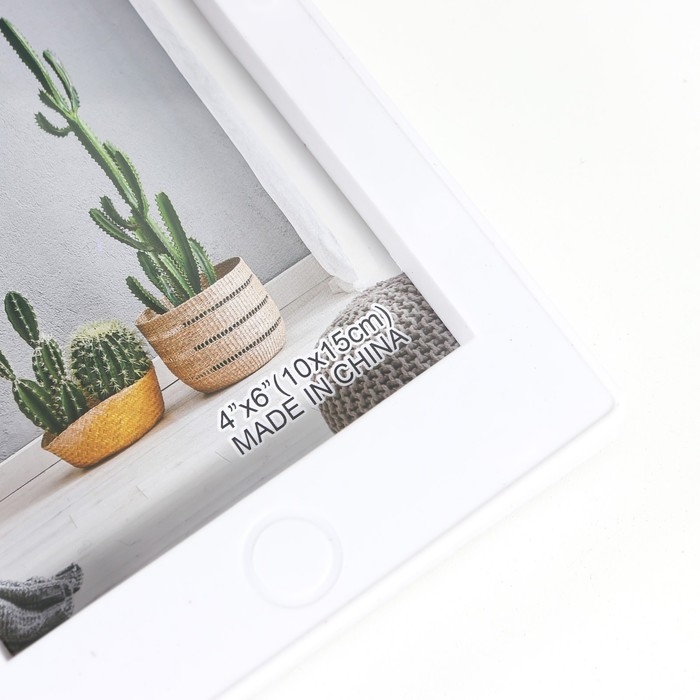 Фоторамка пластик на 5 фото 10х15 см  Фоторамка пластик на 5 фото 10х15 см "Ноутбук" белая 30,5х44,5 см