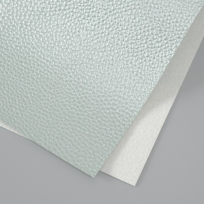 Лист для творчества иск.кожа Лист для творчества иск.кожа "Личи. Перламутр"холодный зелёный лист 33х20 см толщина 0,9 мм