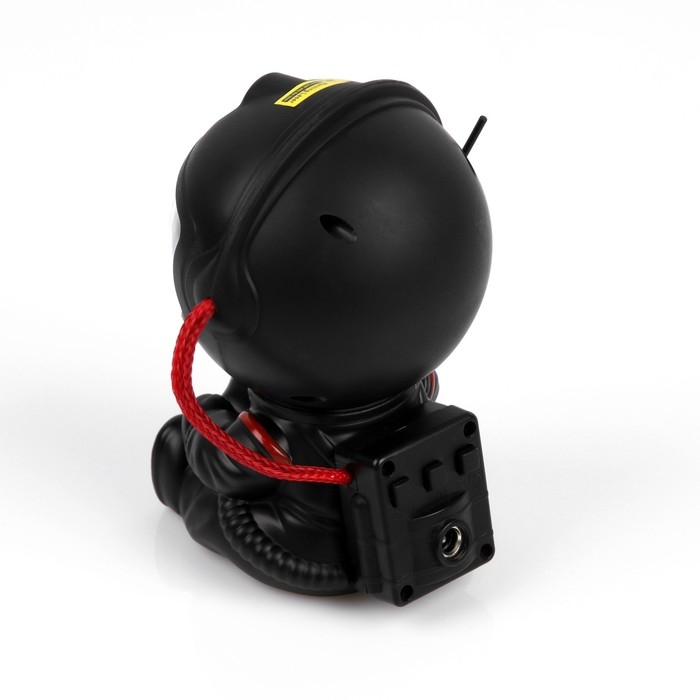 Световой прибор «Космонавт со звездой» 13 см, свечение RGB, пульт ДУ, 5 В, чёрный Световой прибор «Космонавт со звездой» 13 см, свечение RGB, пульт ДУ, 5 В, чёрный