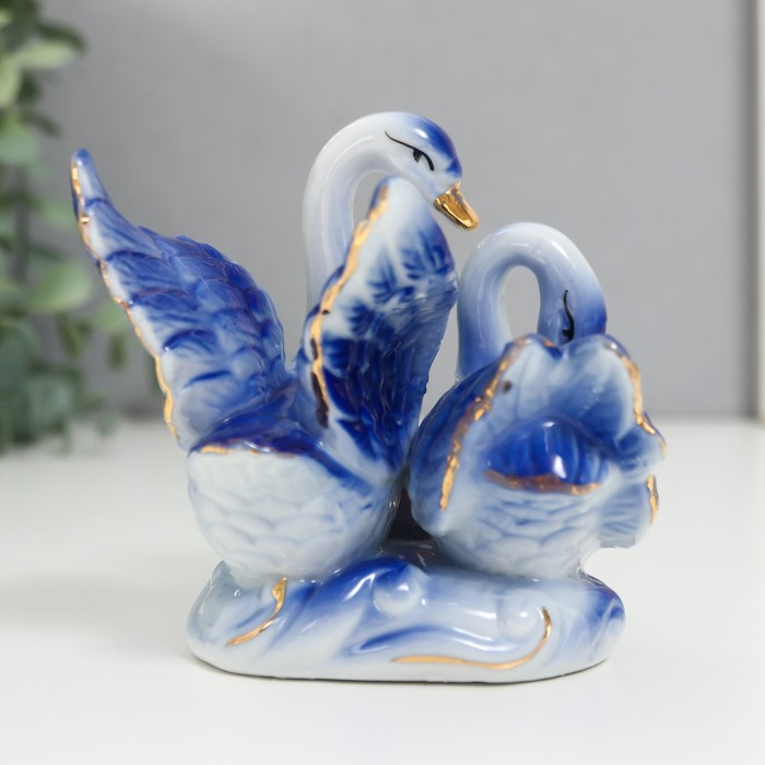 Сувенир Сувенир "2 лебедя бело-синие с цветком" 10х10 см