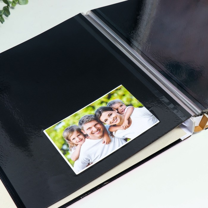 Фотоальбом магнитный 20 листов Фотоальбом магнитный 20 листов "Роза с шипами" в коробке, дерево, стразы 34х4х33 см