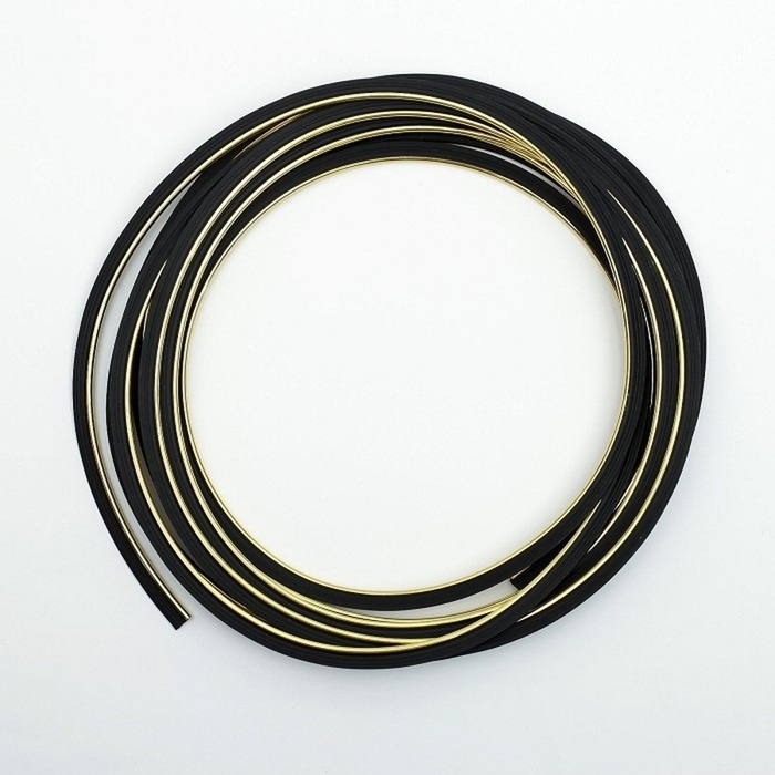 Молдинг гибкий внутрисалонный, золотистый, 5 м Молдинг гибкий внутрисалонный, золотистый, 5 м